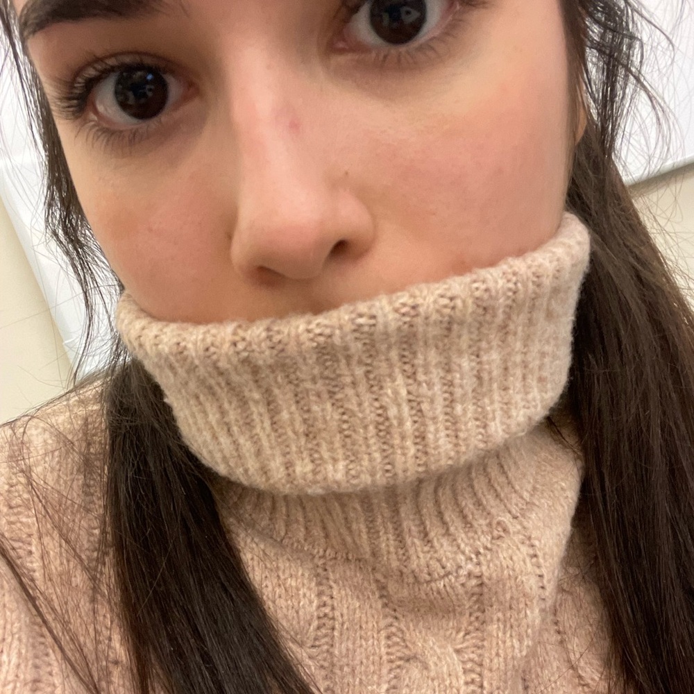 Meet your Posher, Isabella
